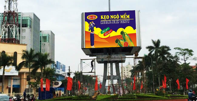 酷游九州越南P10户外全彩LED显示屏