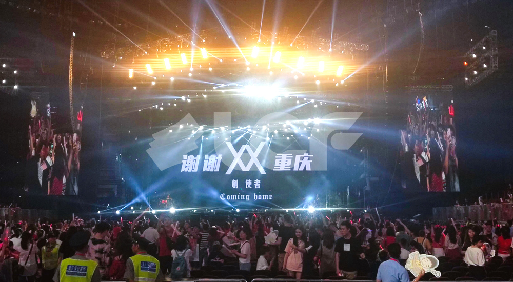 透明屏-潘玮柏重庆演唱会.jpg 透明屏-潘玮柏重庆演唱会.jpg