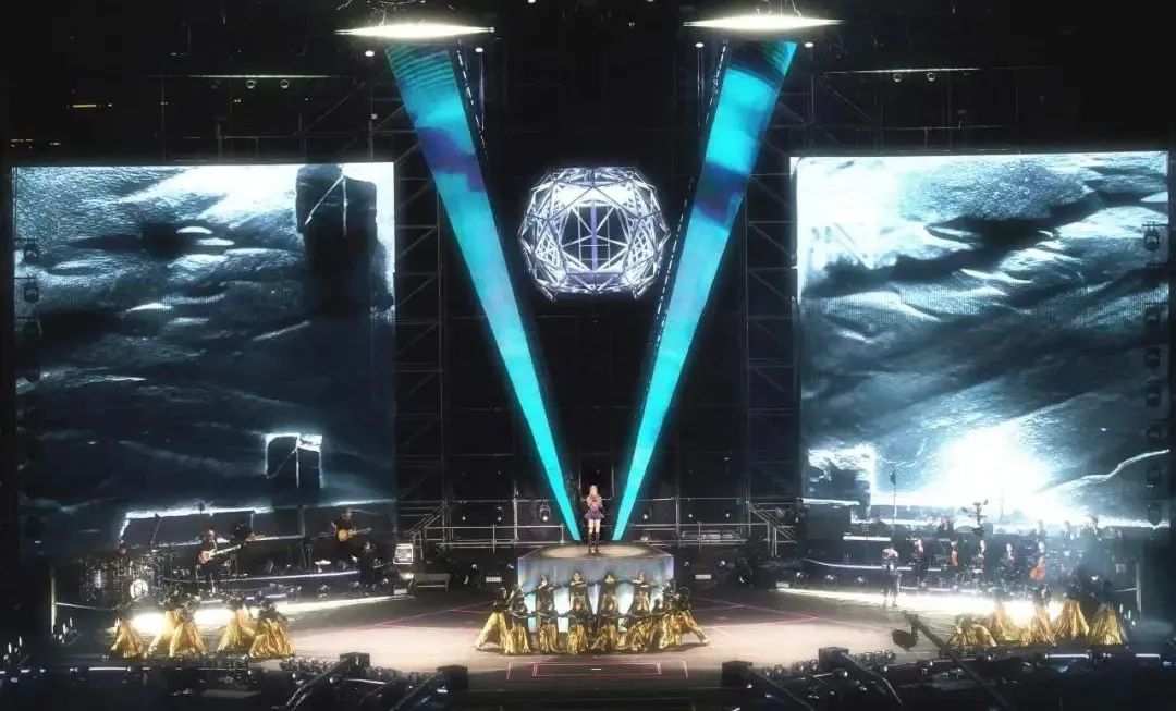 LED透明屏 LED透明屏