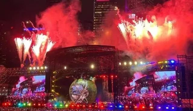 周杰伦演唱会 周杰伦演唱会